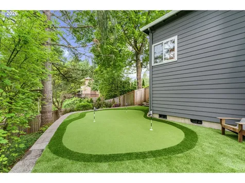 10581 NW Lost Park Drive Portland OR 97229