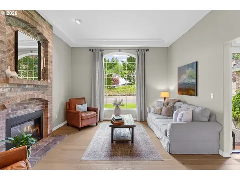 10581 NW Lost Park Drive Portland OR 97229