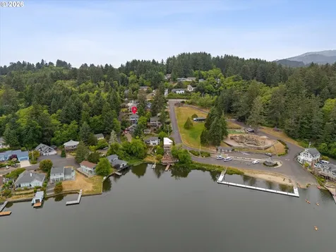 1280 NE Regatta Street Lincoln City OR 97367