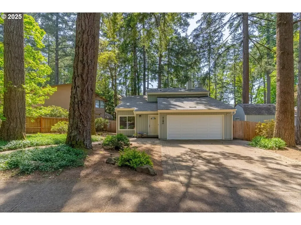 5190 Woodscape Drive SE Salem OR 97306