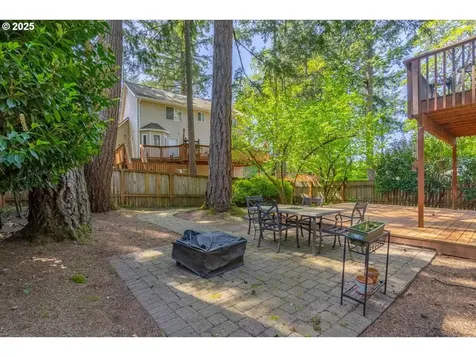 5190 Woodscape Drive SE Salem OR 97306