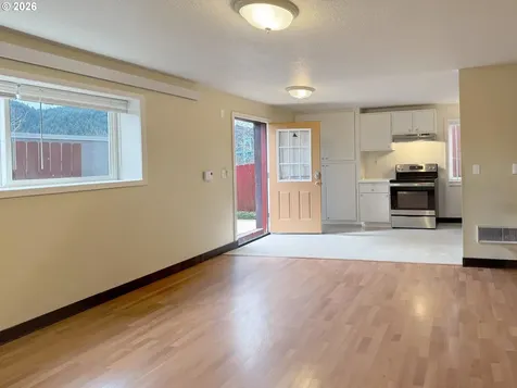 8220 N Edison Street Portland OR 97203