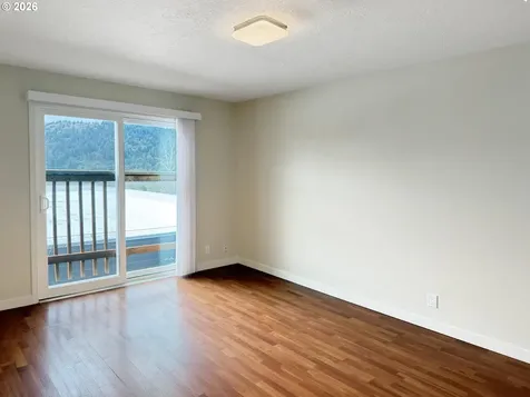 8220 N Edison Street Portland OR 97203