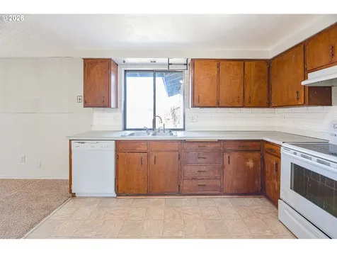 25031 Woodland Avenue Veneta OR 97487