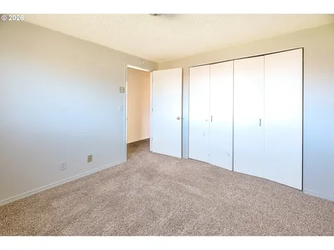 25031 Woodland Avenue Veneta OR 97487