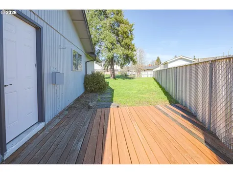 25031 Woodland Avenue Veneta OR 97487