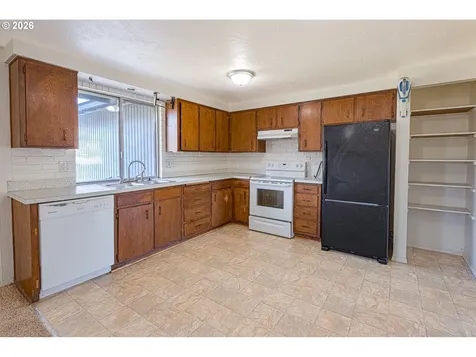 25031 Woodland Avenue Veneta OR 97487