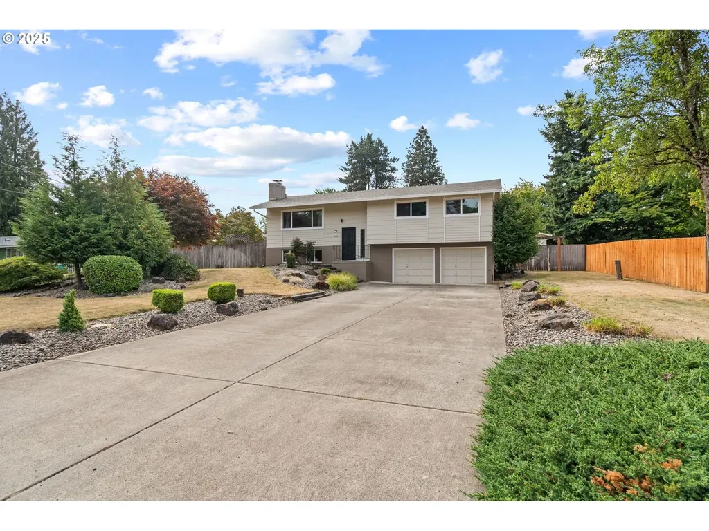 2409 NE 100th Street Vancouver WA 98686