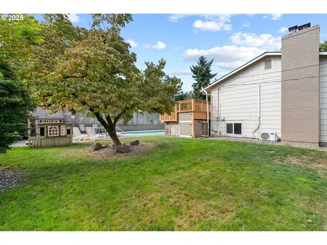 2409 NE 100th Street Vancouver WA 98686