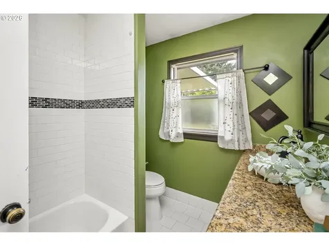414 SE 153rd Avenue Portland OR 97233