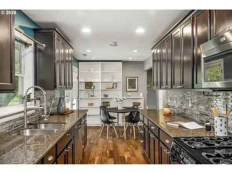 414 SE 153rd Avenue Portland OR 97233