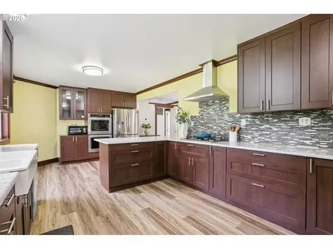 3718 NE Everett Street Camas WA 98607