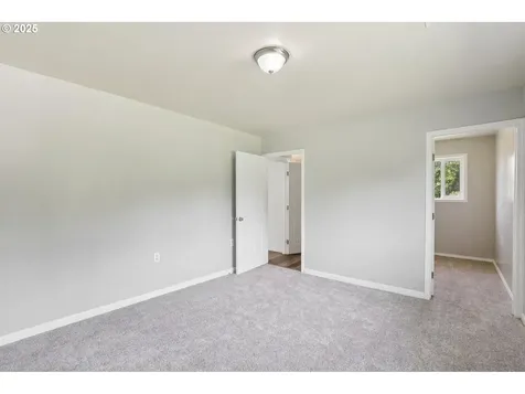 3718 NE Everett Street Camas WA 98607