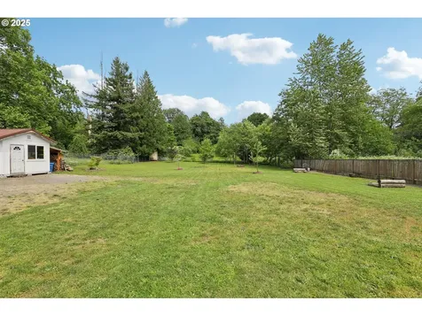 3718 NE Everett Street Camas WA 98607
