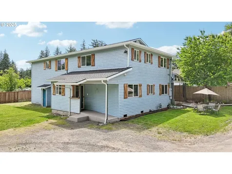 3718 NE Everett Street Camas WA 98607