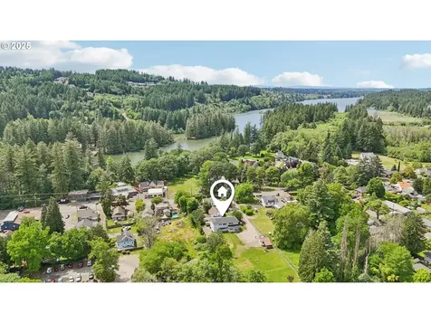 3718 NE Everett Street Camas WA 98607