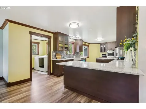 3718 NE Everett Street Camas WA 98607
