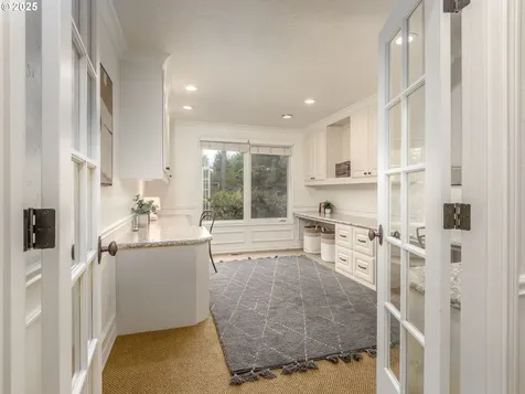 14066 Edenberry Drive Lake Oswego OR 97035