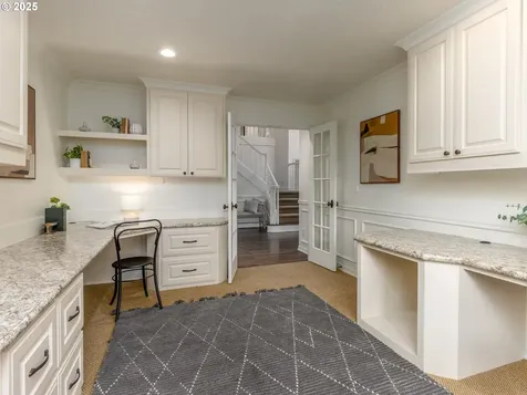 14066 Edenberry Drive Lake Oswego OR 97035