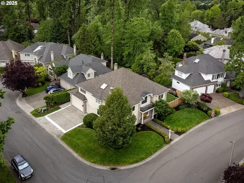14066 Edenberry Drive Lake Oswego OR 97035