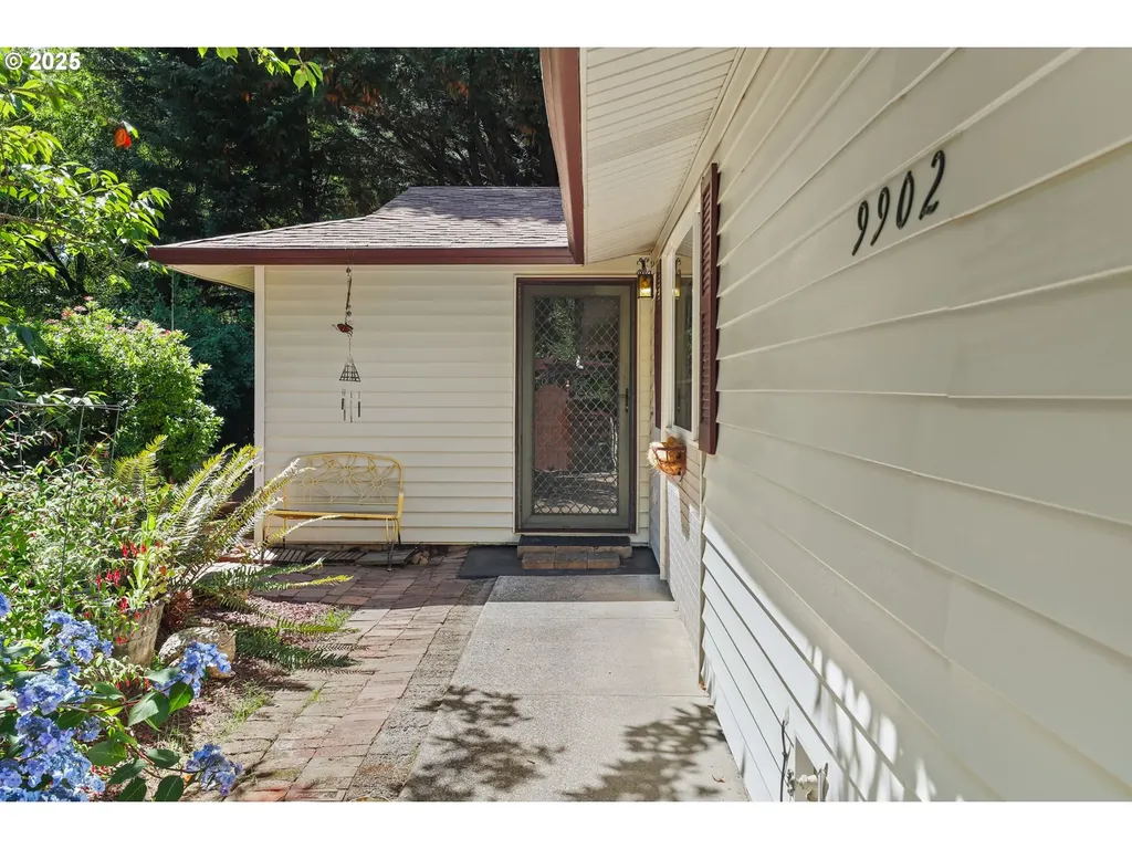 9902 NE Oakhurst Drive Vancouver WA 98662