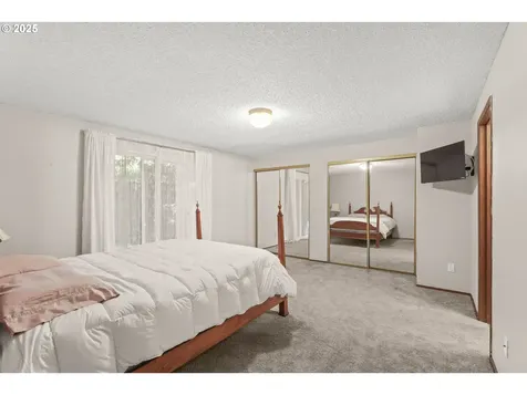 9902 NE Oakhurst Drive Vancouver WA 98662