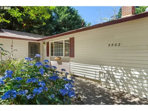 9902 NE Oakhurst Drive Vancouver WA 98662