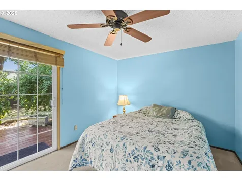 9902 NE Oakhurst Drive Vancouver WA 98662