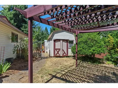 9902 NE Oakhurst Drive Vancouver WA 98662