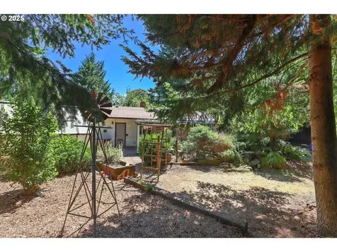 9902 NE Oakhurst Drive Vancouver WA 98662