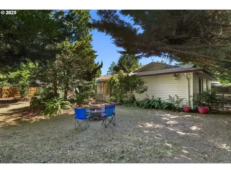 9902 NE Oakhurst Drive Vancouver WA 98662