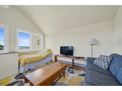 552 Highway 101 Rockaway Beach OR 97136
