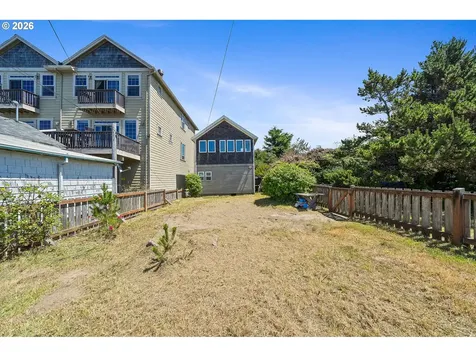 552 Highway 101 Rockaway Beach OR 97136