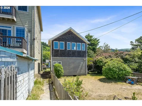 552 Highway 101 Rockaway Beach OR 97136