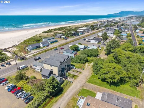 552 Highway 101 Rockaway Beach OR 97136