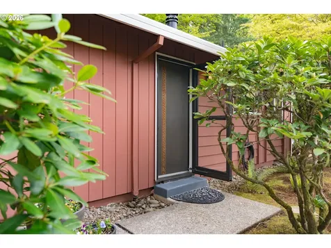4520 NW Barnes Road Portland OR 97210