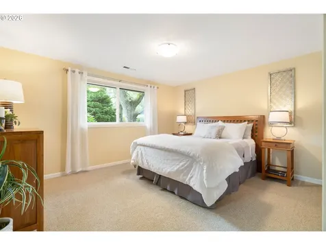 4520 NW Barnes Road Portland OR 97210