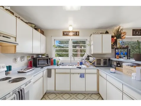 21095 Savage Road Sheridan OR 97378