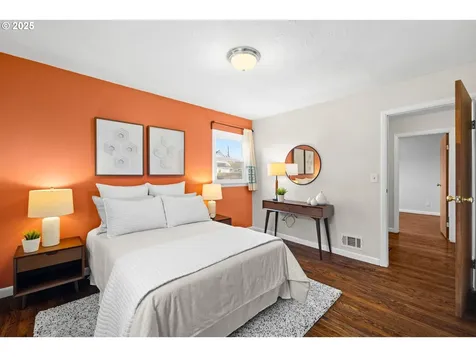 6120 NE 10th Avenue Portland OR 97211
