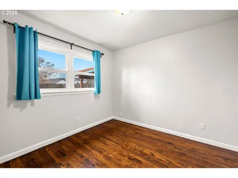 6120 NE 10th Avenue Portland OR 97211