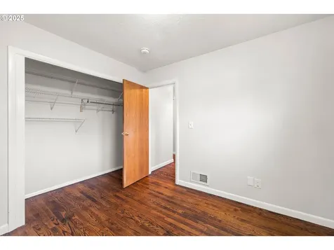 6120 NE 10th Avenue Portland OR 97211