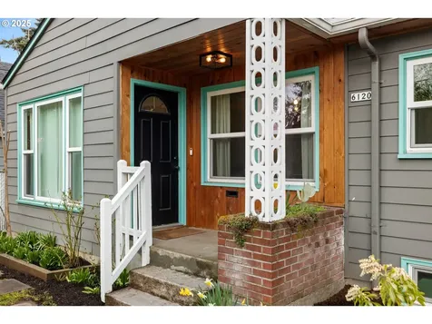 6120 NE 10th Avenue Portland OR 97211