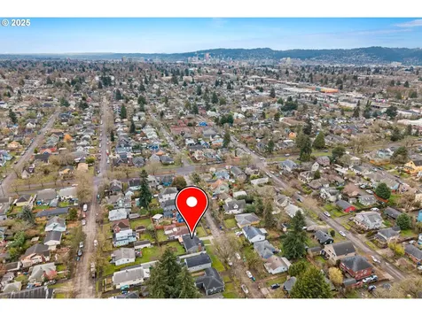 6120 NE 10th Avenue Portland OR 97211