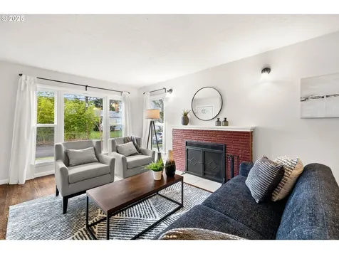 6120 NE 10th Avenue Portland OR 97211