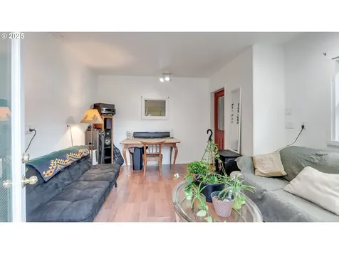 610 May Street Molalla OR 97038