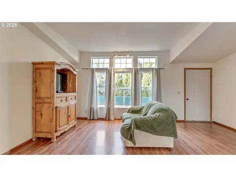 610 May Street Molalla OR 97038