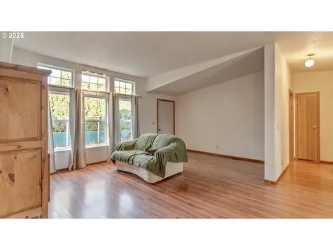 610 May Street Molalla OR 97038