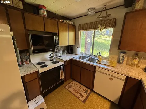 80957 Bear Lane Heppner OR 97836
