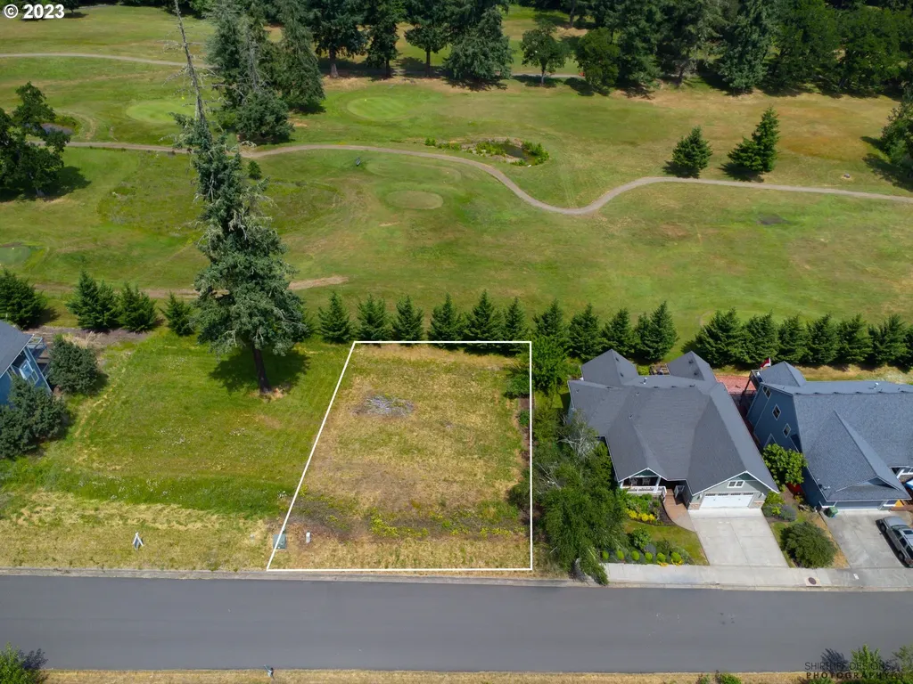980 Holly Avenue Cottage Grove OR 97424