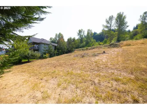 980 Holly Avenue Cottage Grove OR 97424